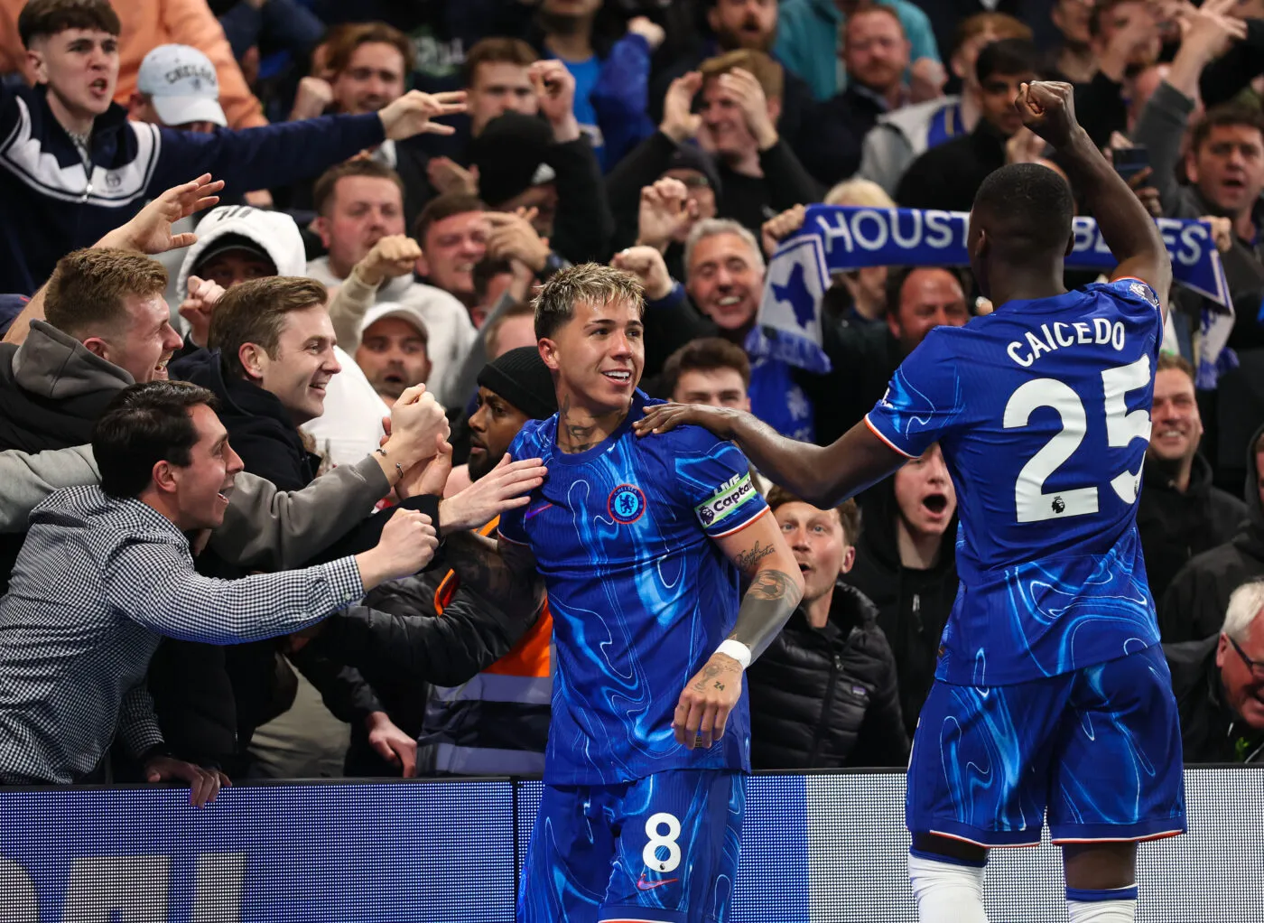Chelsea enfonce Tottenham et remonte dans le top 4