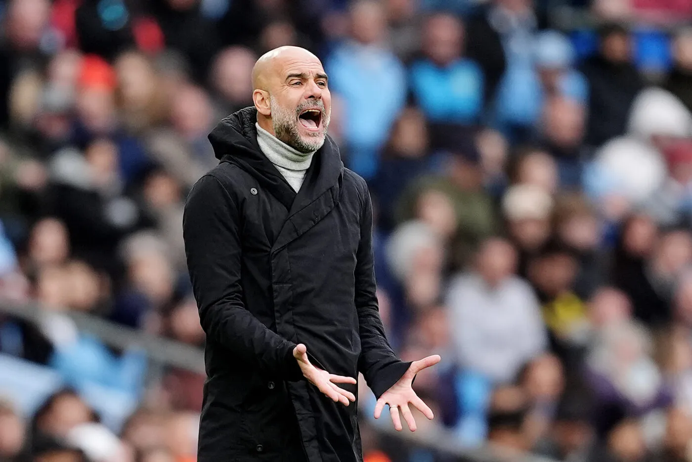 On explique à Pep Guardiola comment bien garer son bus