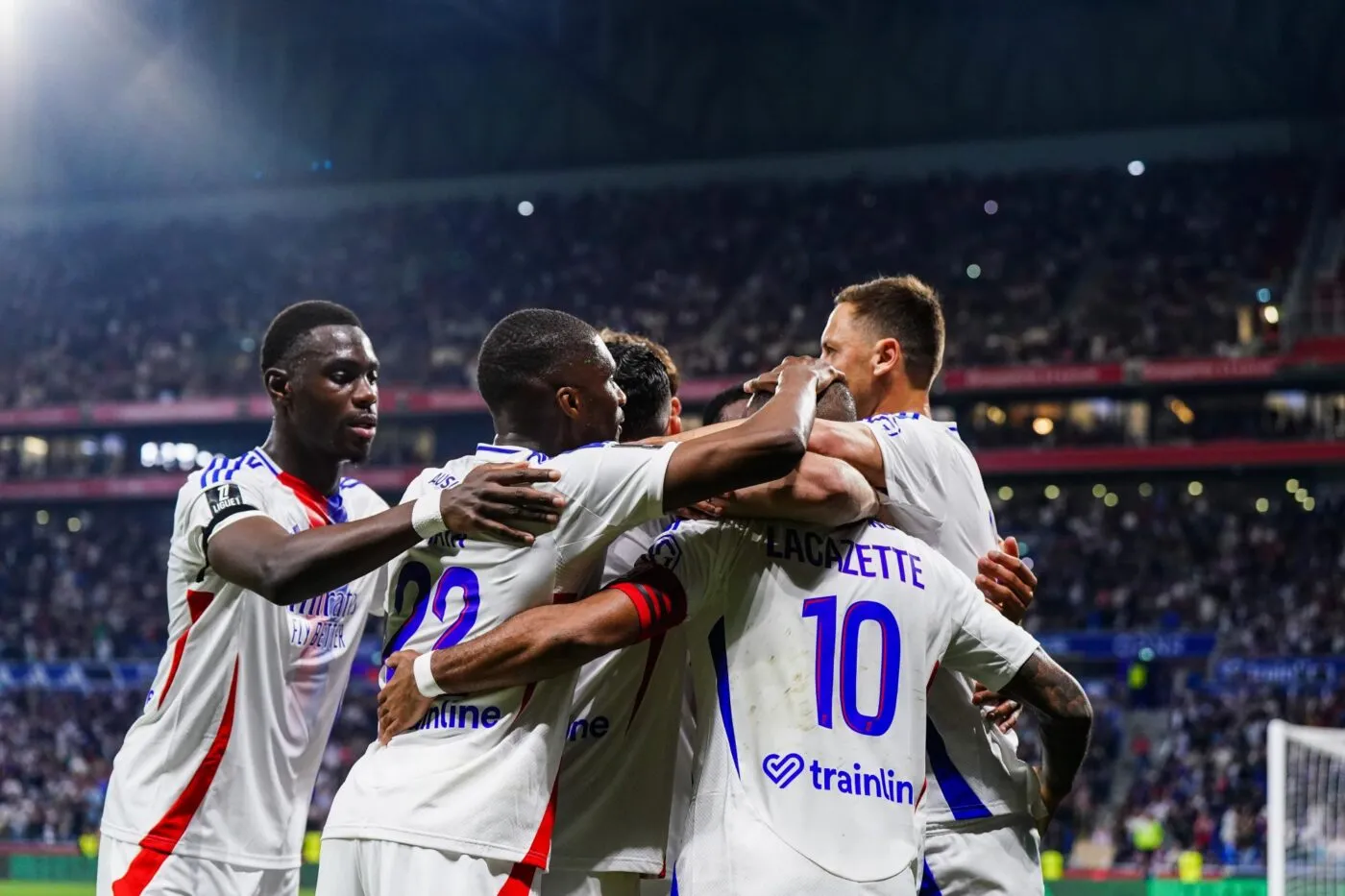 Lyon renverse et double Lille