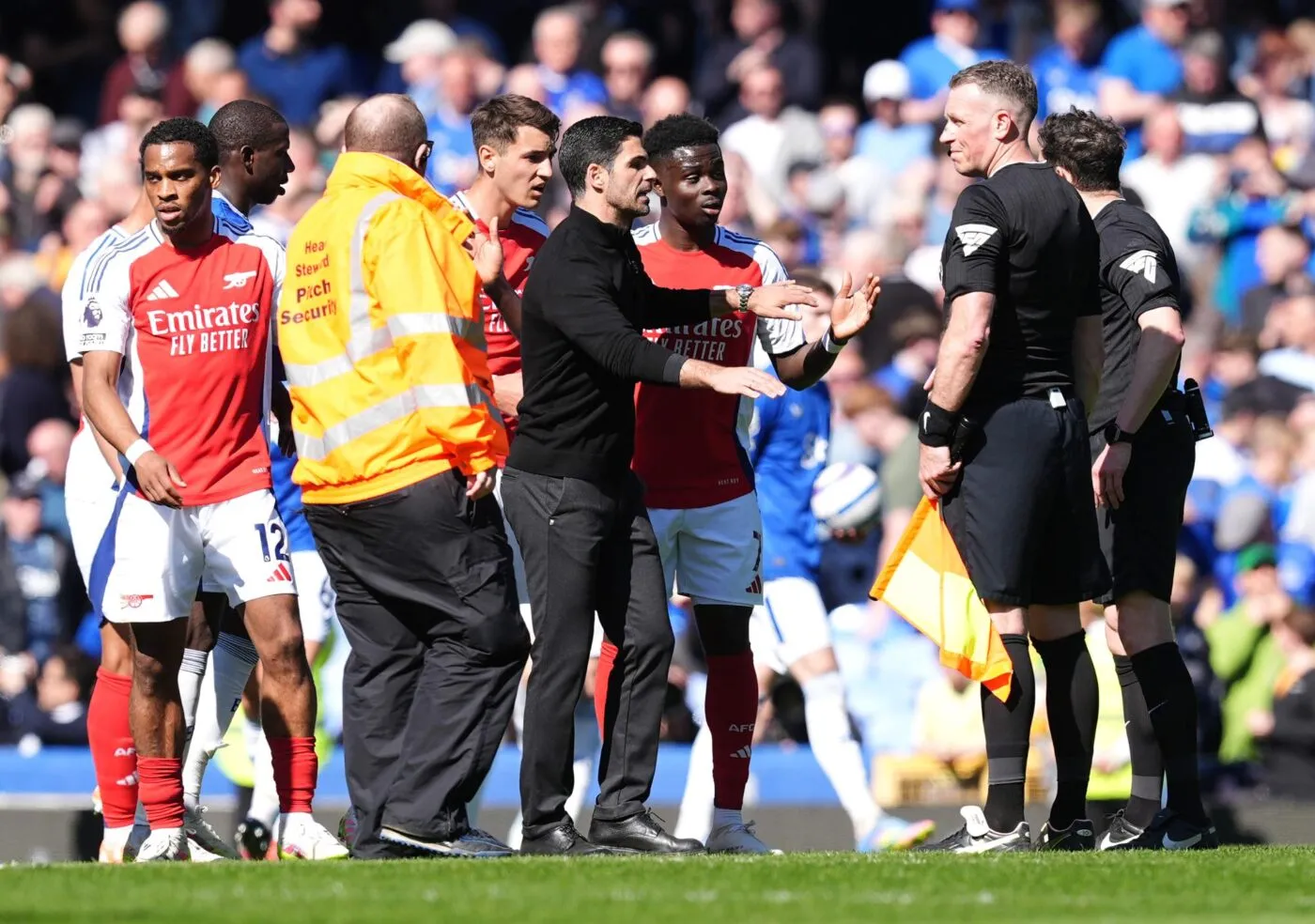 Mikel Arteta rage sur un penalty sifflé