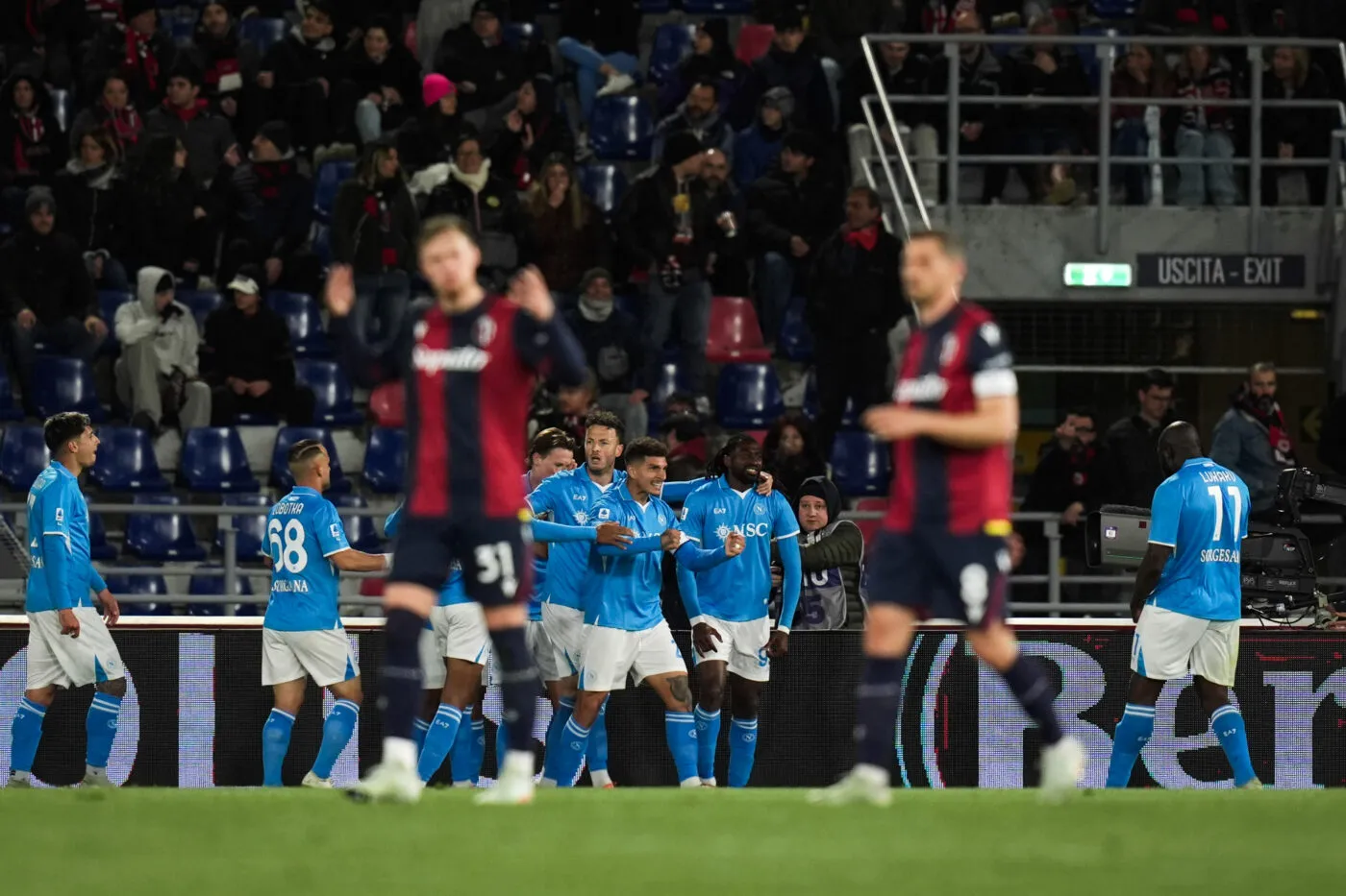 Les anciens de Ligue 1 brillent, Bologne et Naples se serrent la main