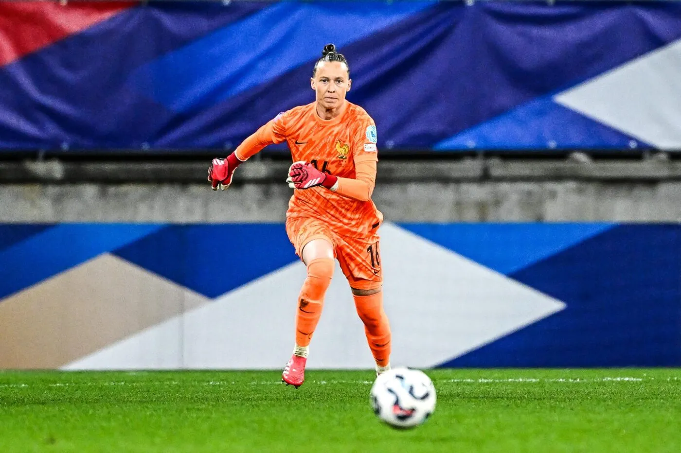 Une nouvelle capitaine chez les Bleues
