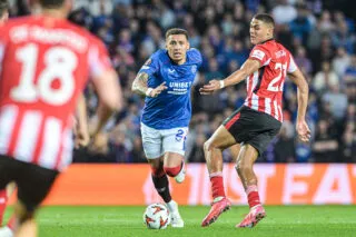 À 10 pendant 90 minutes, les Rangers tiennent le 0-0 contre l’Athletic Club