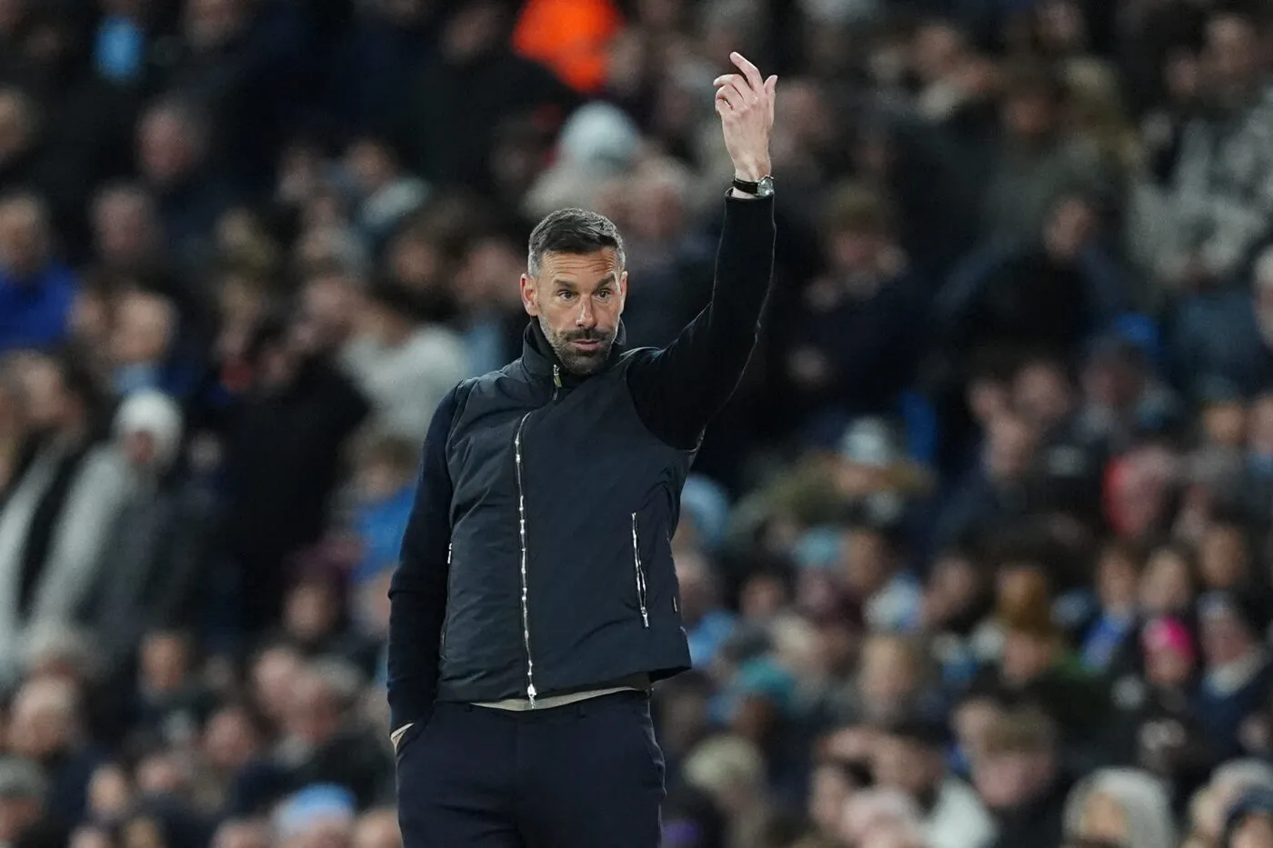 Le fils de Ruud van Nistelrooy signe pro au PSV Eindhoven