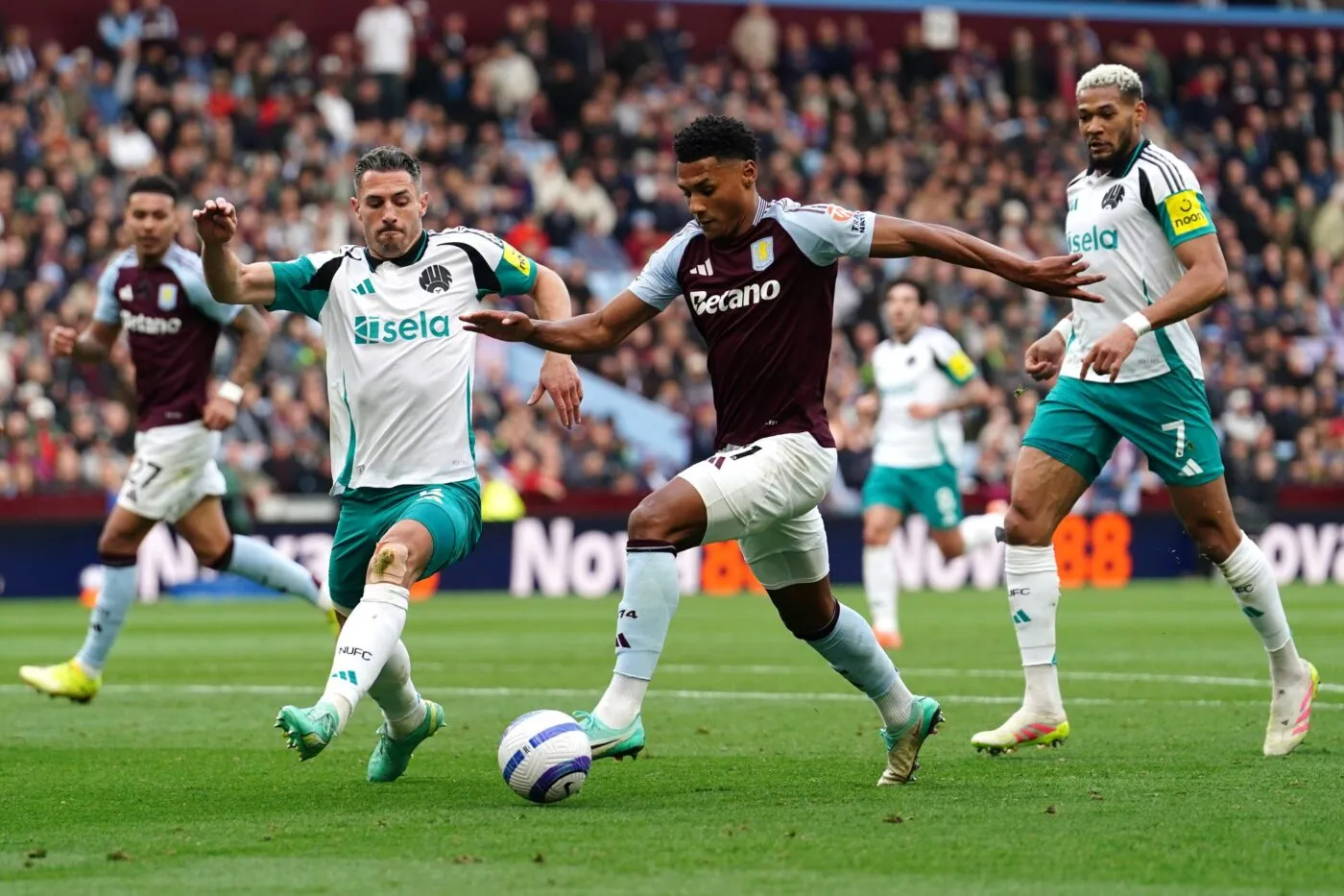 Aston Villa se défoule sur Newcastle