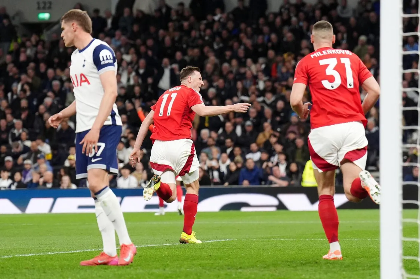 Nottingham Forest ne lâche rien pour la Ligue des champions !