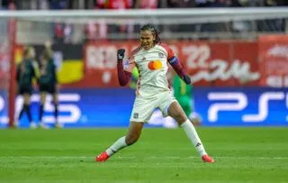 Wendie Renard atteint les 500 matchs avec l’OL