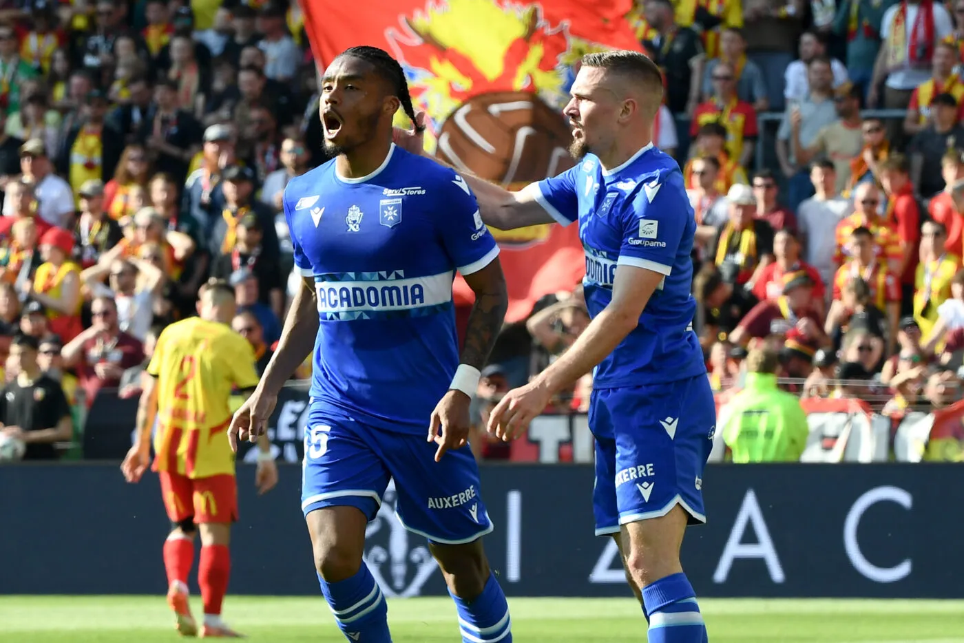 L’AJA terrorise Lens, Toulouse résiste à Nantes et Montpellier réussit l’exploit de prendre un point