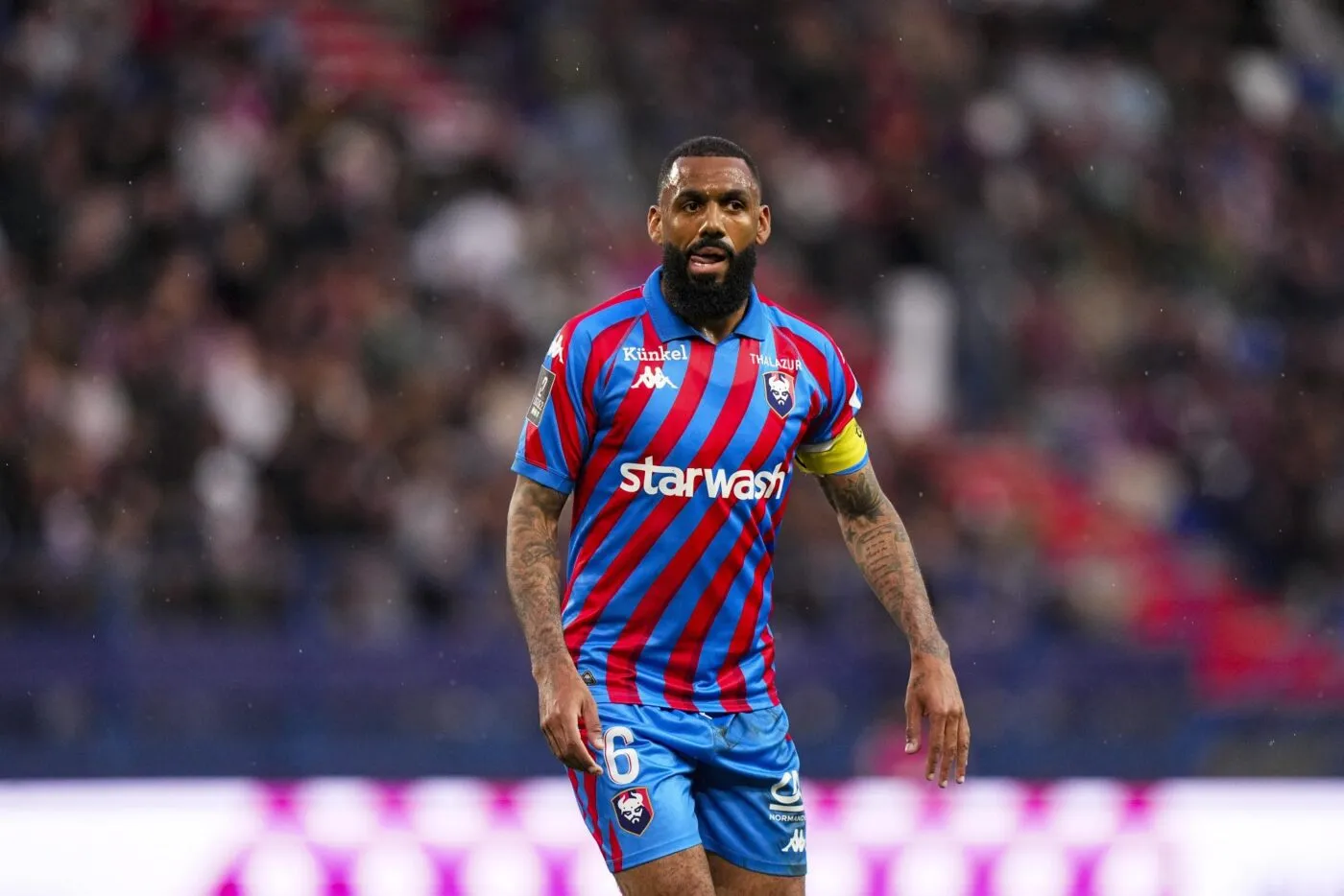 M’Vila : «<span style="font-size:50%">&nbsp;</span>Caen qui arrive dernier, c’est que les joueurs sont des merdes »