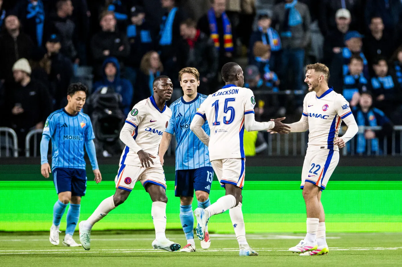 C4 : Chelsea déroule vers la finale, le Betis prend une petite avance sur la Fio