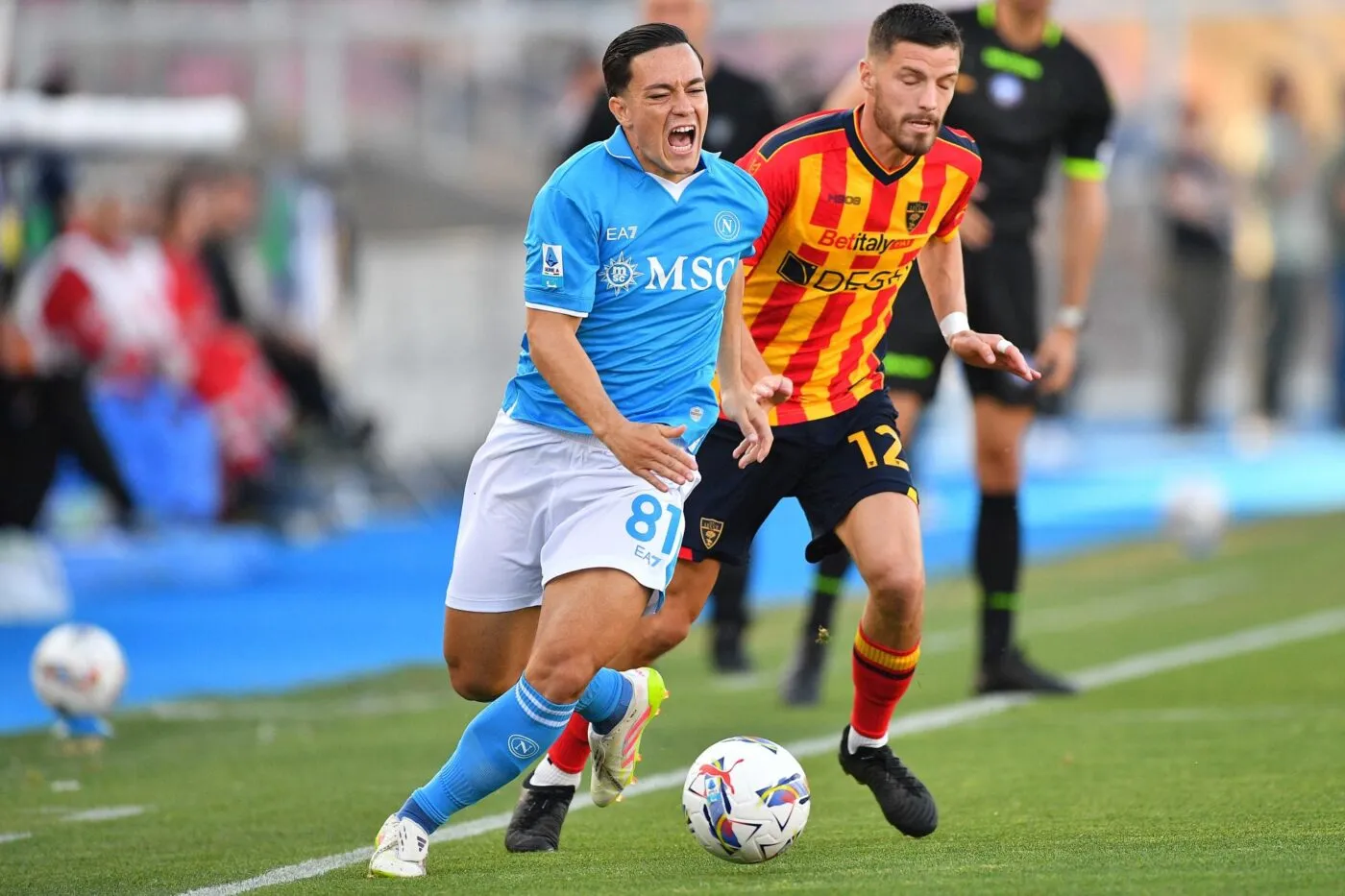 Naples s’impose à Lecce et s’envole en tête de la Serie A