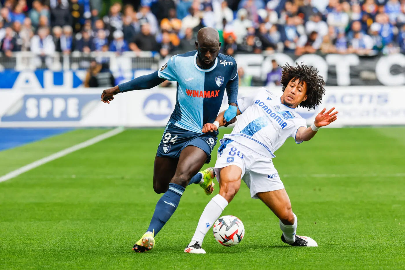 Le Havre s’impose sur le gong à Auxerre, Brest se joue de Montpellier