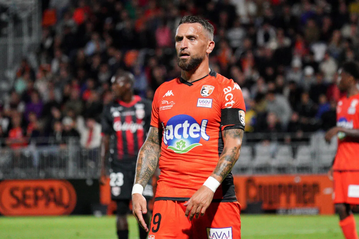 Une légende de Laval sur le départ