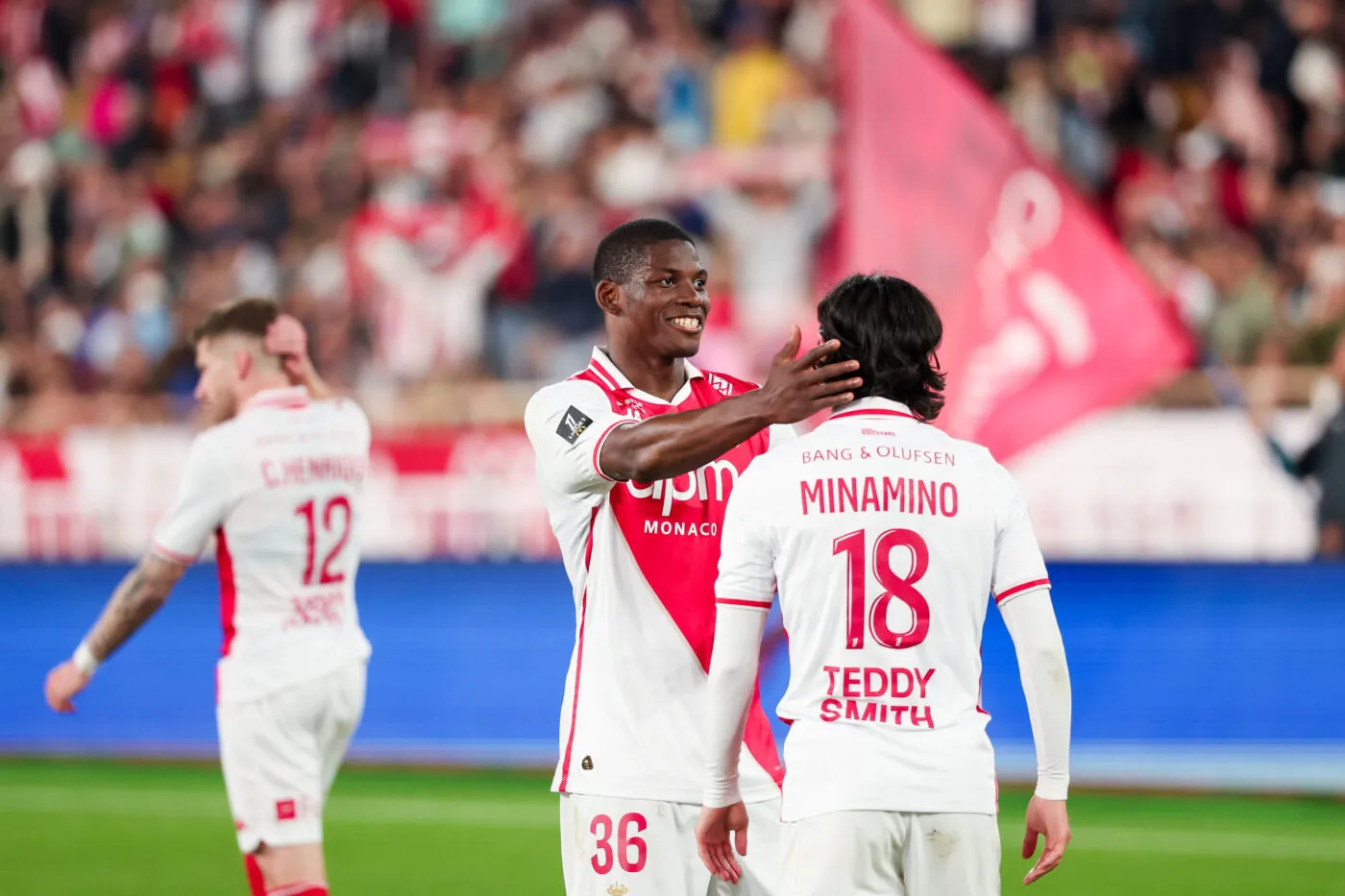 Monaco qualifié en Ligue des champions, Saint-Étienne peut croire au maintien