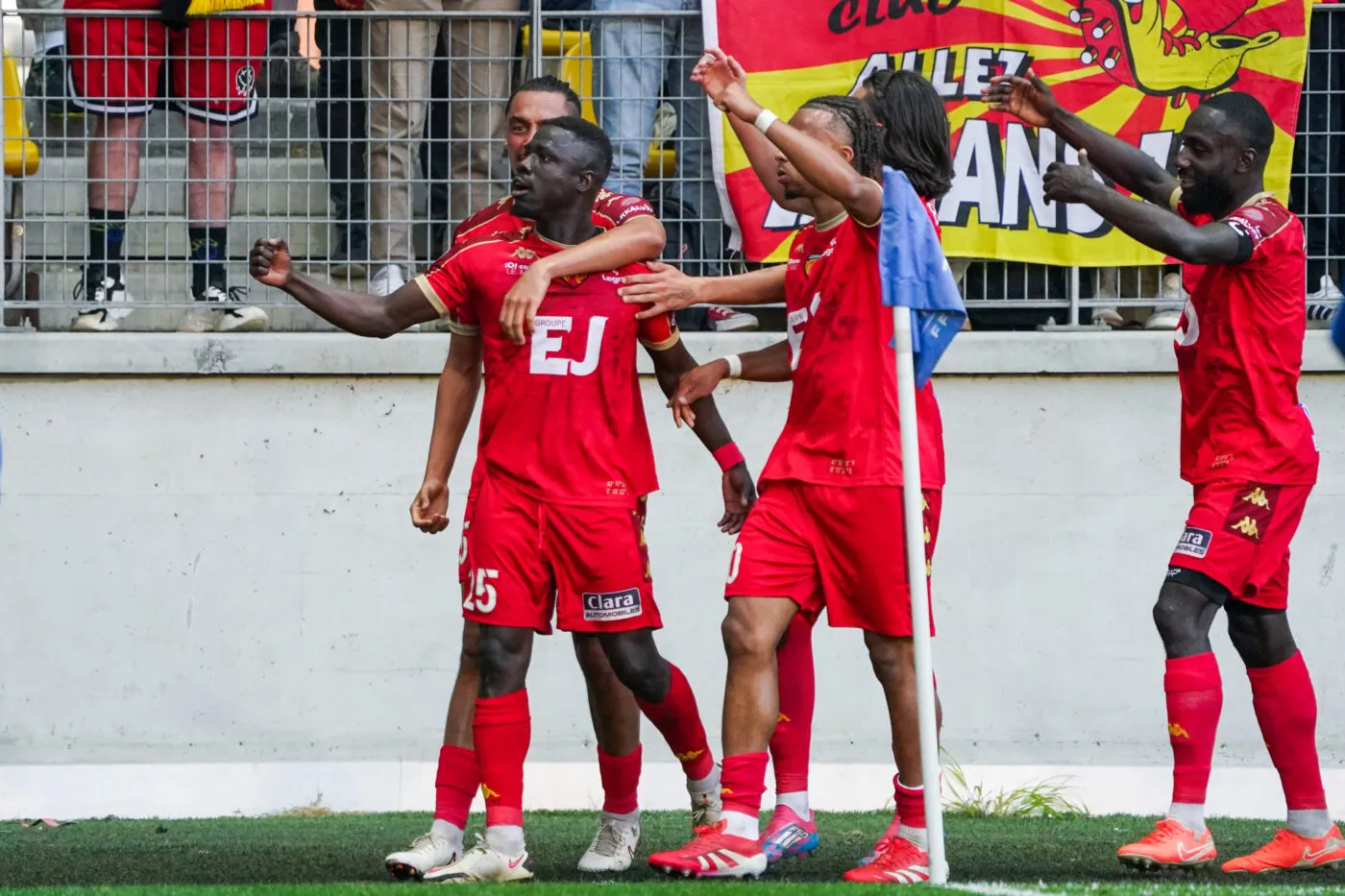Le Mans monte en Ligue 2, Boulogne devra attendre, Châteauroux chute en National 2
