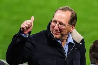 Textor obtient un sursis pour sa dette contractée pour racheter l'OL