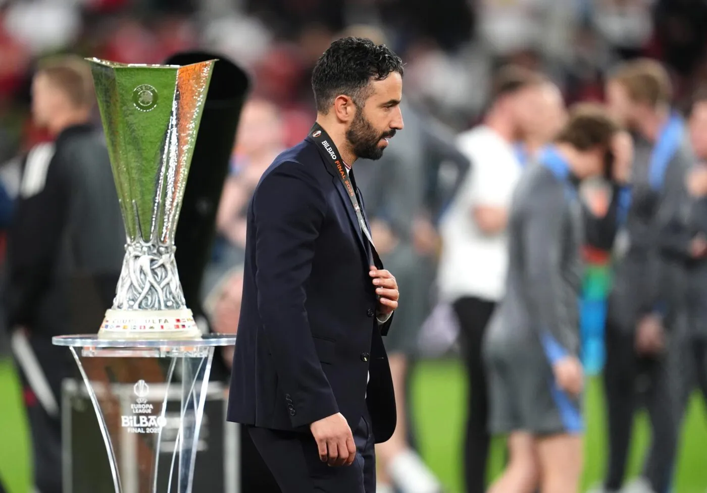 Amorim règle ses comptes avec Garnacho et se dit prêt à partir sans indemnités