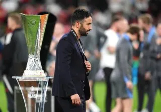 Amorim règle ses comptes avec Garnacho et se dit prêt à partir sans indemnités