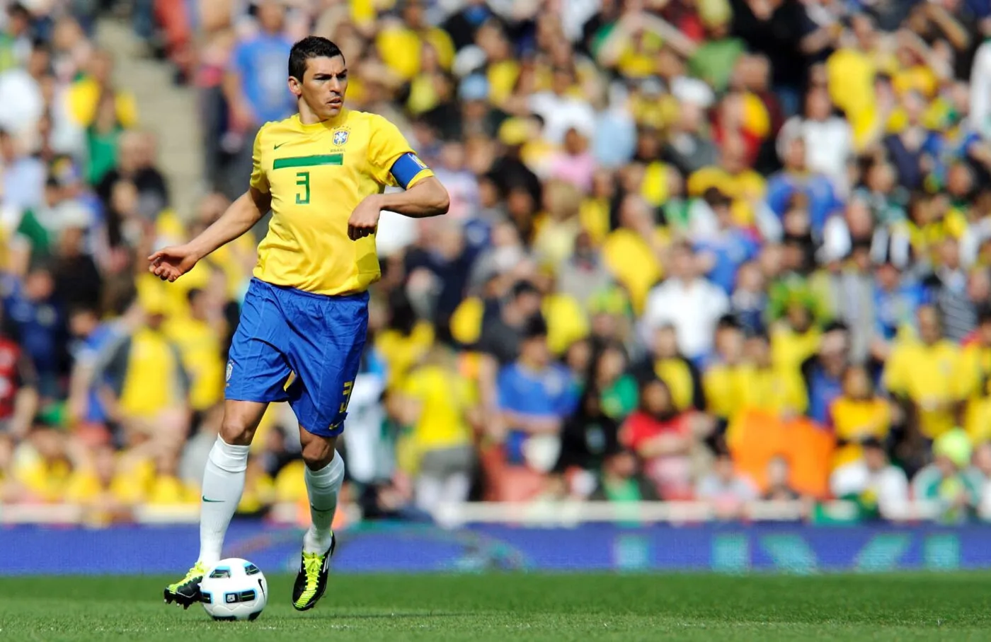 Lúcio brûlé sur 18% de son corps après son accident