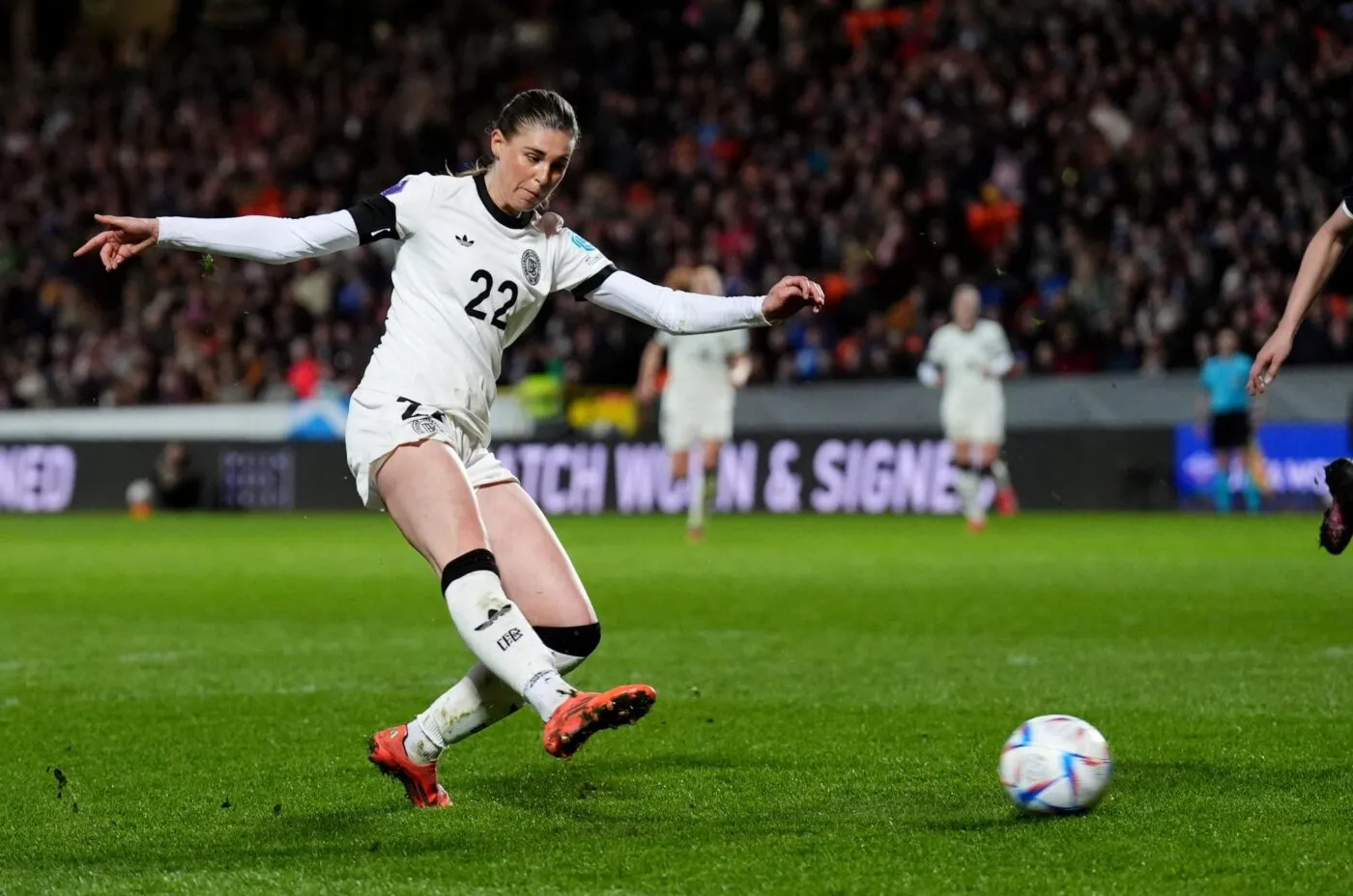 Après sa mue, l’OL Lyonnes signe librement une jeune internationale allemande