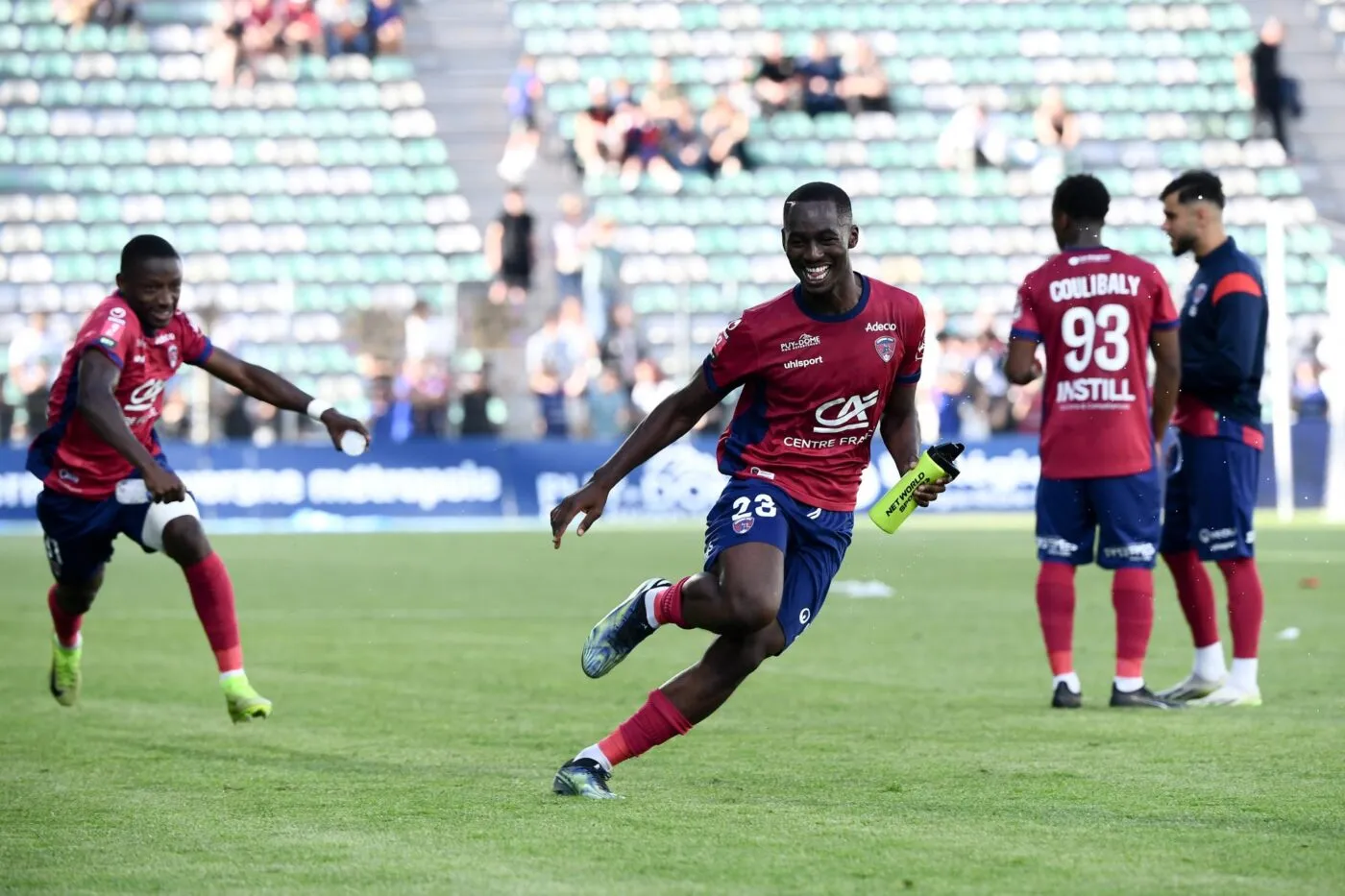 Malgré une défaite face à Boulogne, Clermont sauve sa place en Ligue 2