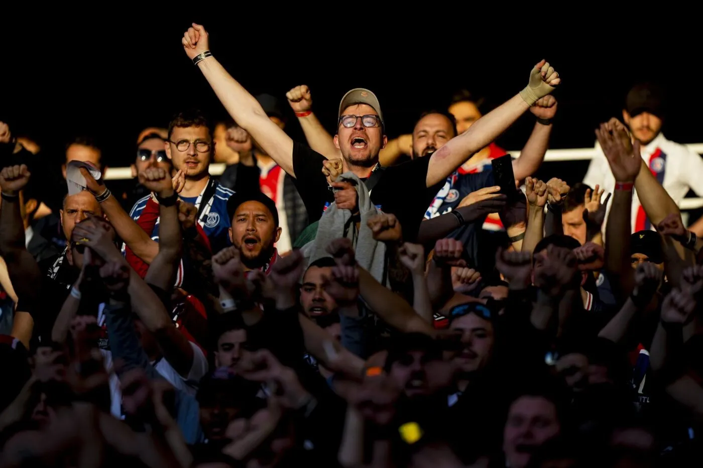 Ces supporters ont un problème : le PSG est en finale à cause de leurs superstitions