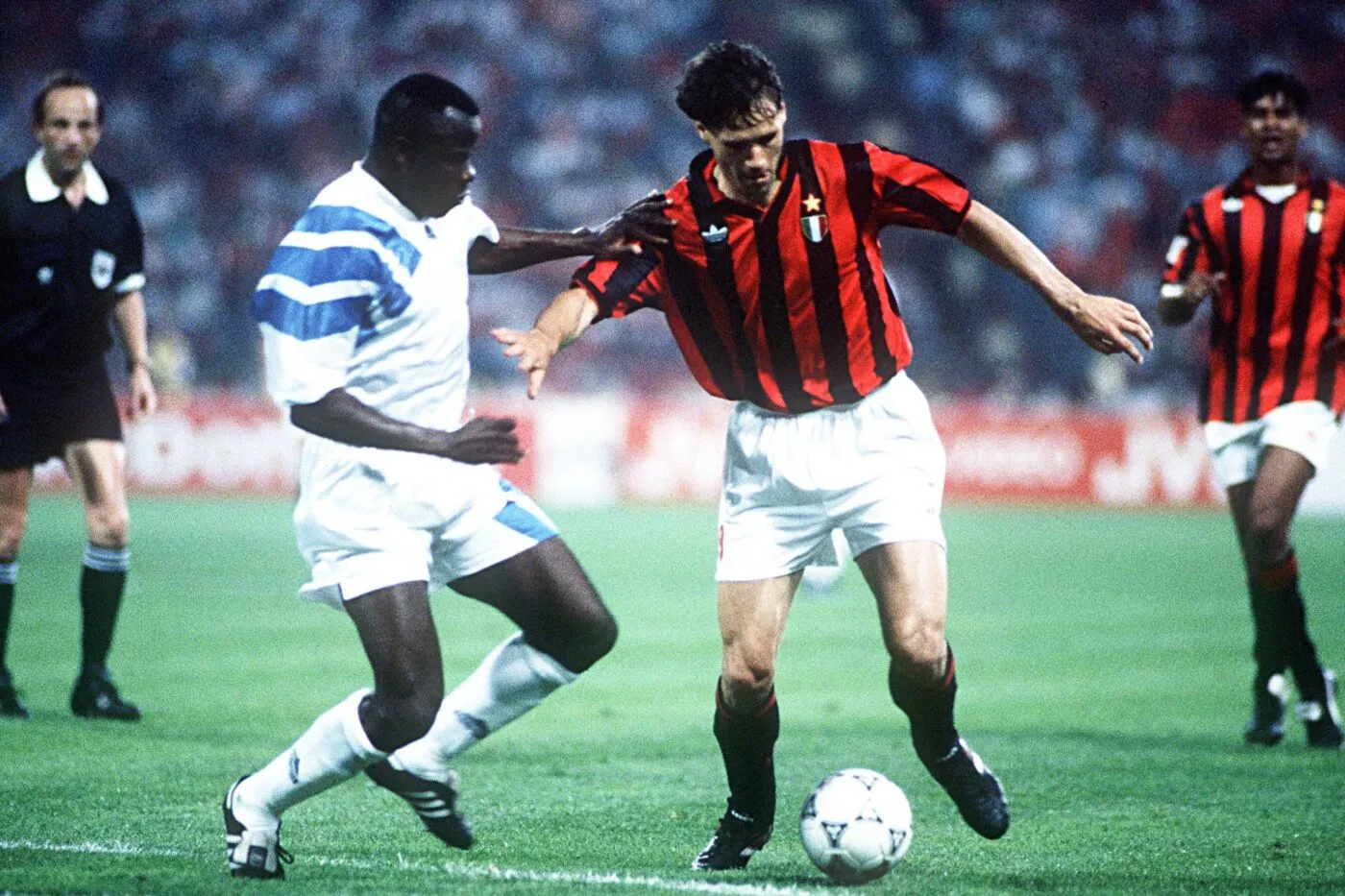 Dans l’Aveyron, un bar décide de diffuser la finale de 1993 de l’OM plutôt que PSG-Inter