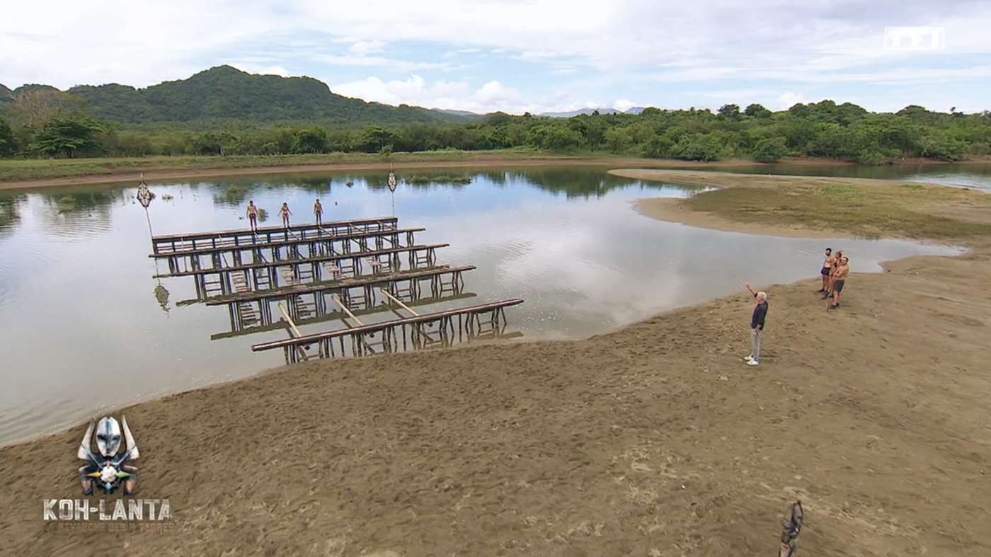 Les notes de Koh-Lanta : la revanche des 4 terres