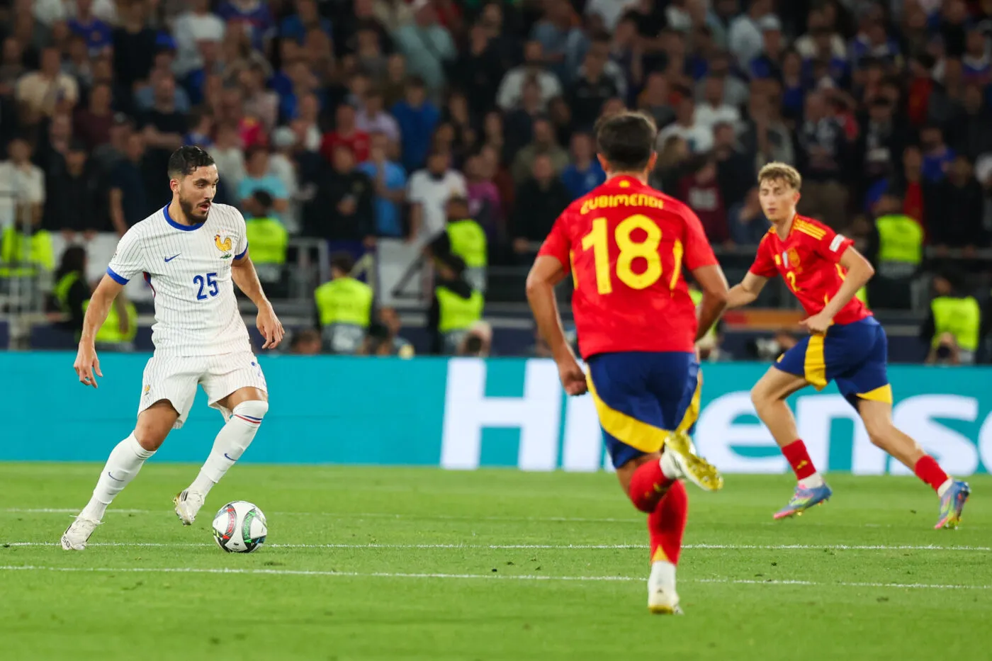 Rayan Cherki, désiré et doué