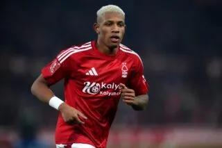 Textor et l’OL font une nouvelle fois affaire avec Nottingham Forest