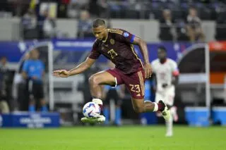 La Colombie et le Pérou muets, le Venezuela bat la Bolivie grâce à une énorme bourde