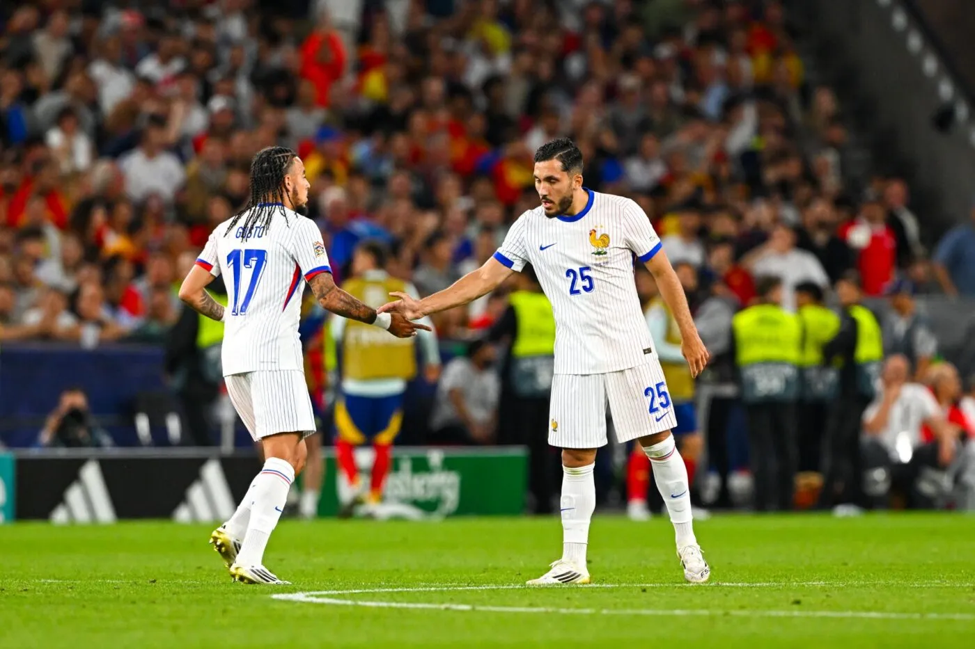 France : la relève après la chute