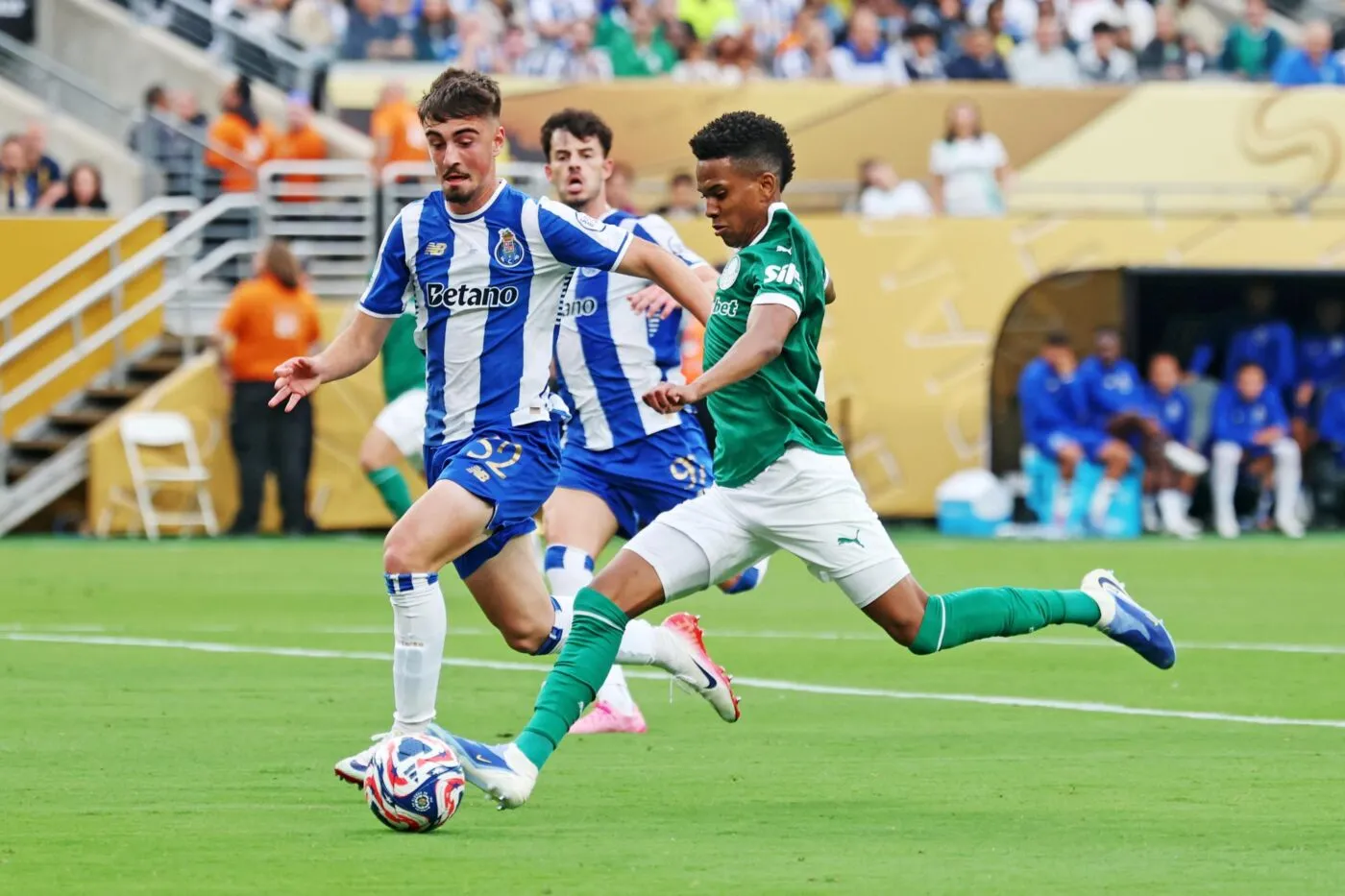 Palmeiras et Porto bercent le MetLife, Botafogo cueille les Sounders chez eux