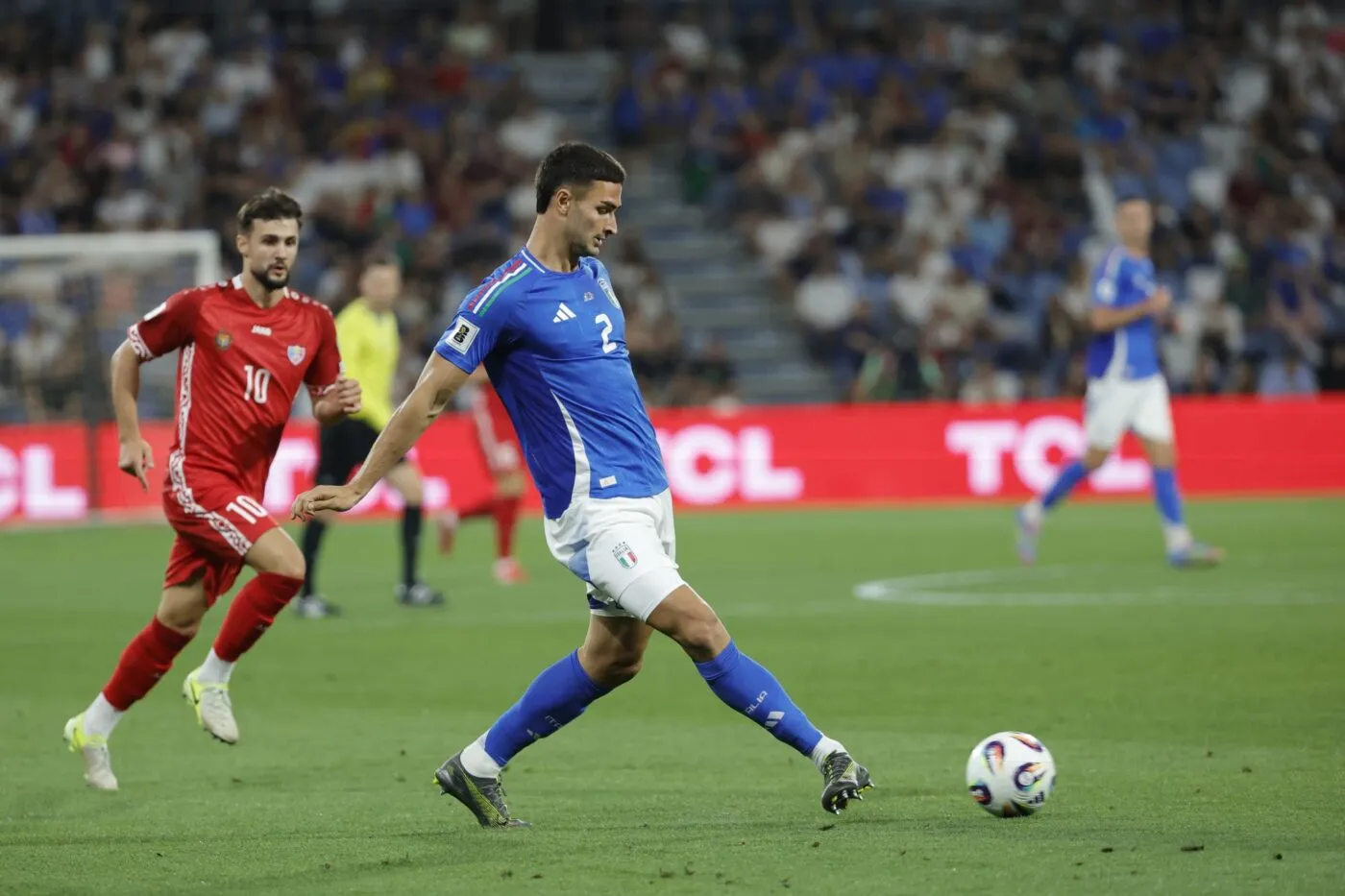 Brighton met un défenseur italien dans ses filets