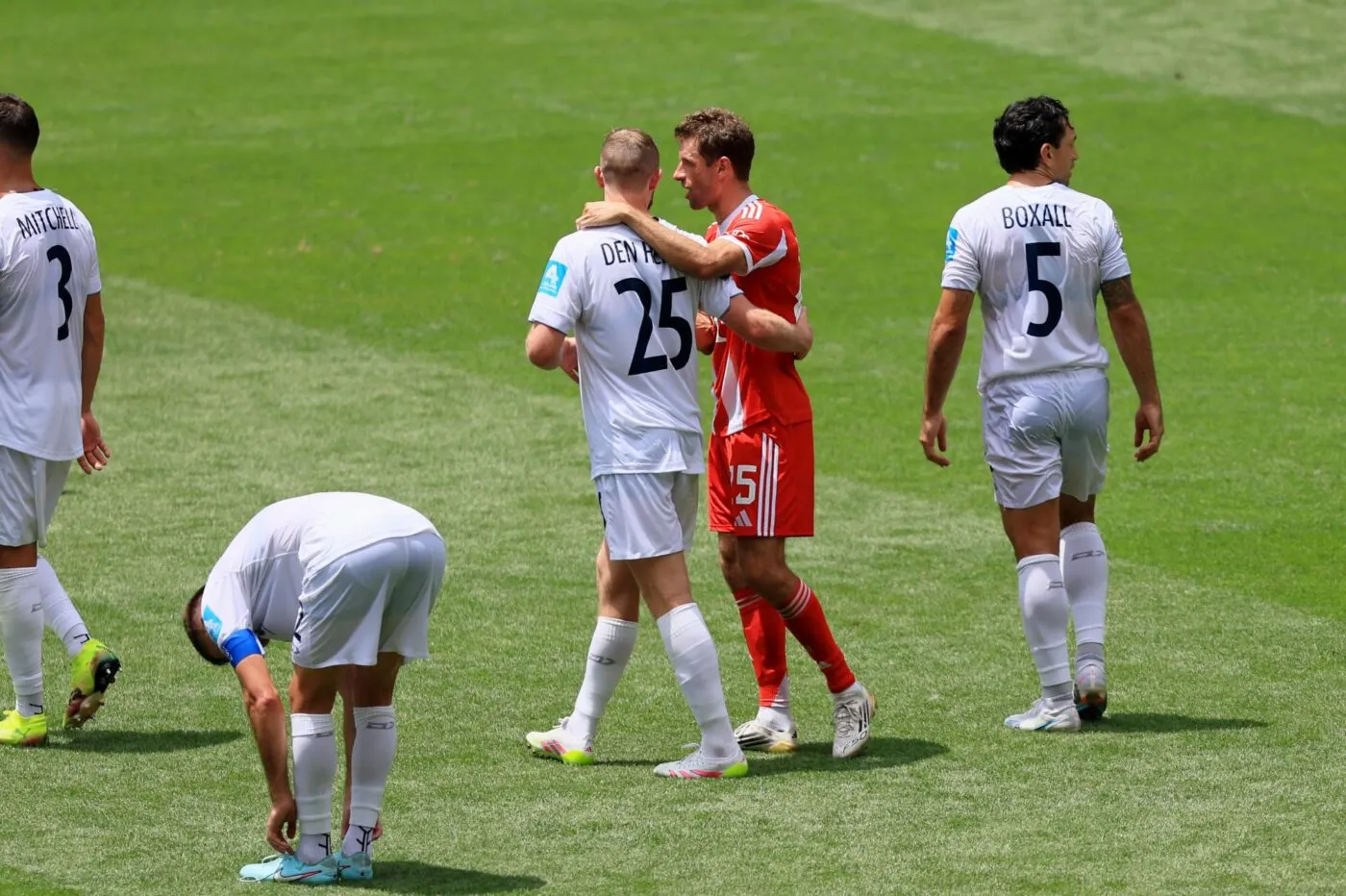 Finalement, vous n’êtes pas sûrs d’être de meilleurs footballeurs que ceux d’Auckland