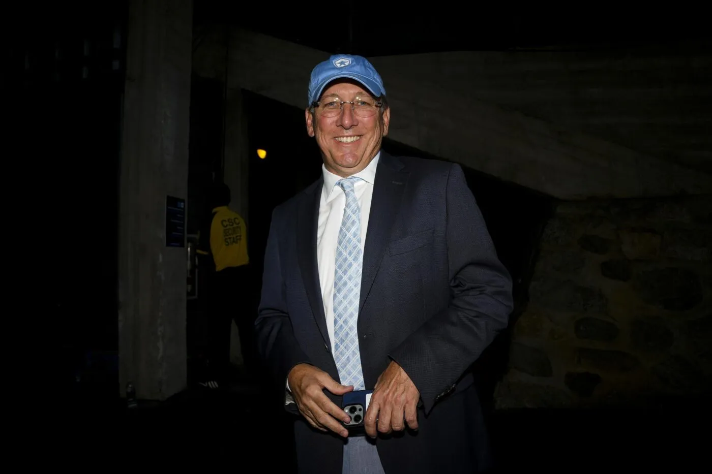 Mais où John Textor va-t-il trouver autant d’argent en si peu de temps ?