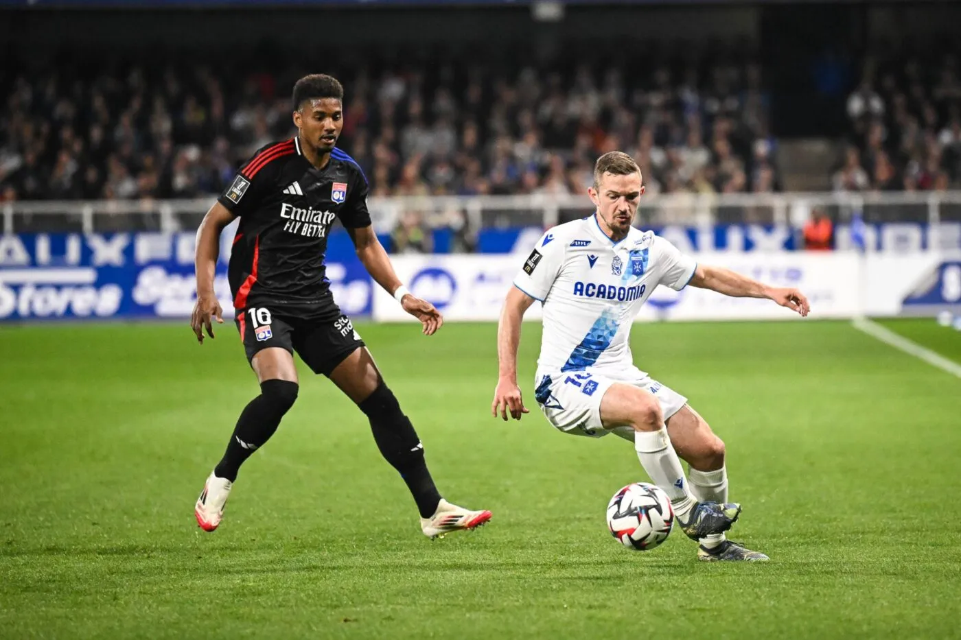 À quoi ressemblerait le mercato idéal de l’OL, version Ligue 2 ?