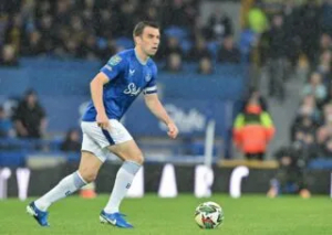 Un historique d’Everton quitte le club
