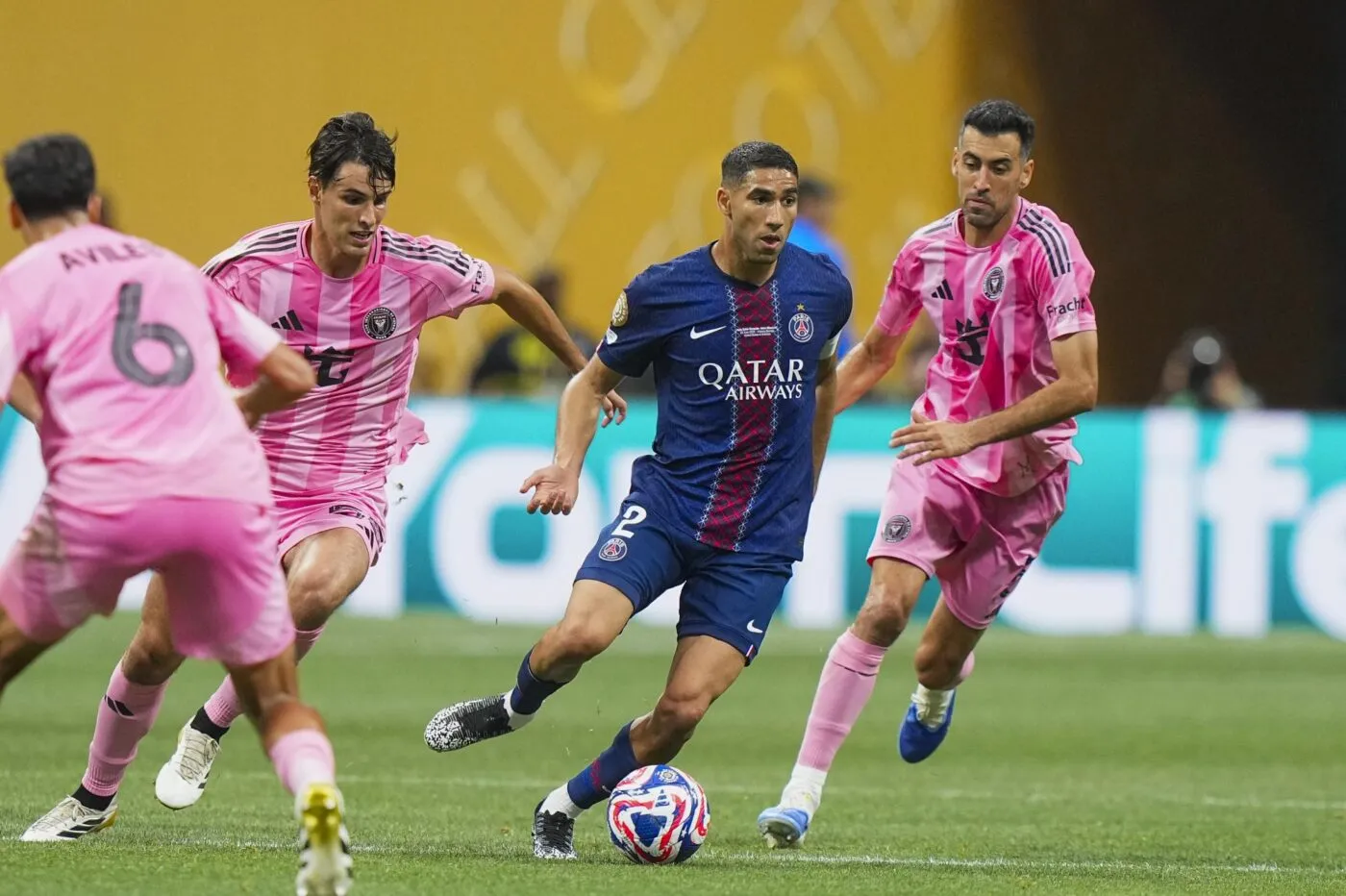 Oui, la célébration pingouin d’Achraf Hakimi était un troll