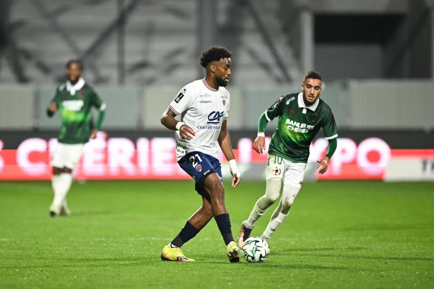 Chouette, il y aura plus de matchs de Ligue 2 le samedi !