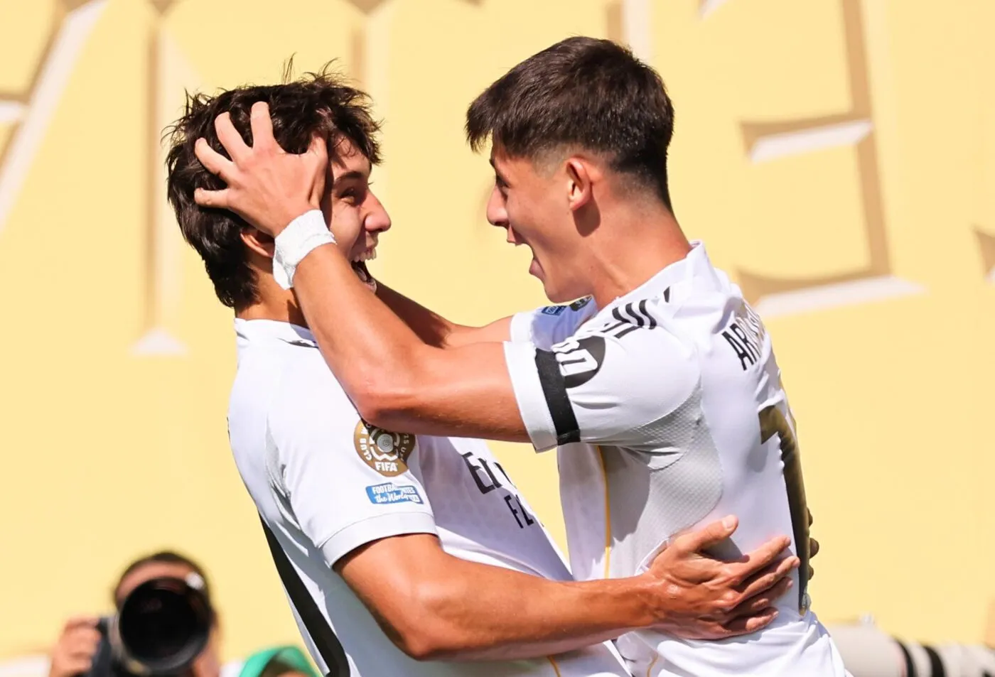 Le Real Madrid domine le Borussia Dortmund et donne rendez-vous au PSG