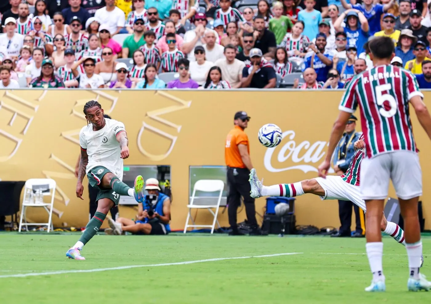 C’est mon dernier mot, João Pedro