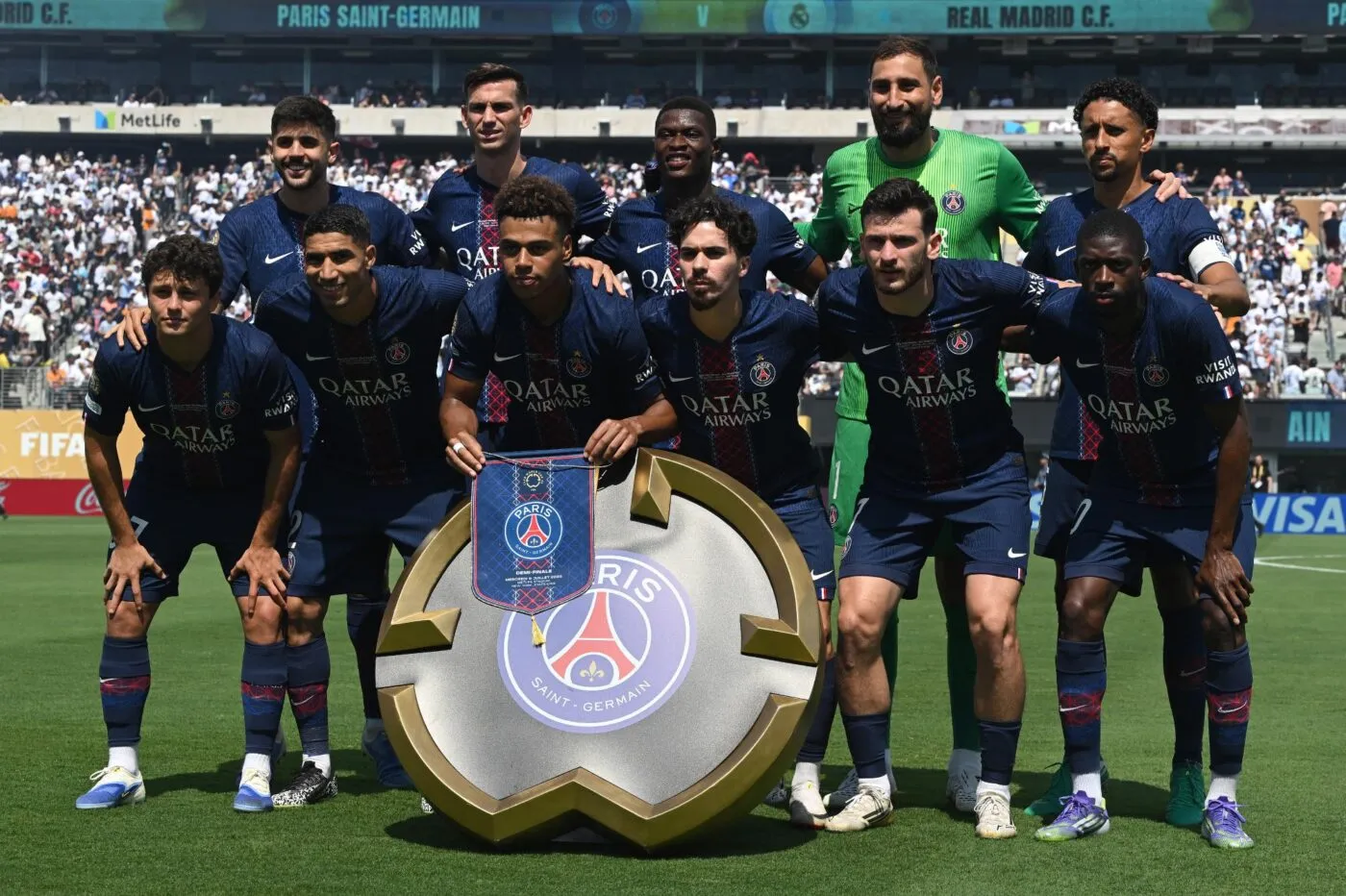 Le PSG 2001-2002 pourrait-il rivaliser avec l’équipe actuelle ?