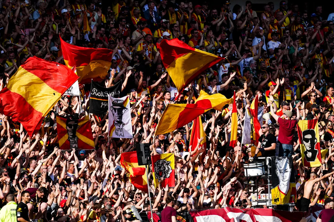 Sondage : faut-il obligatoirement supporter le club de sa ville ?