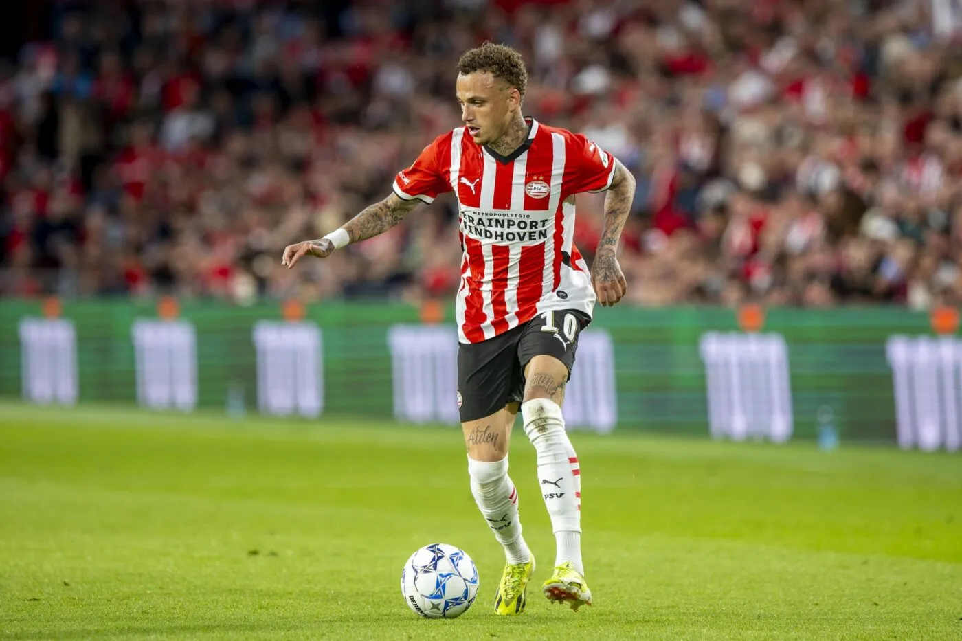 Naples mise sur Noa Lang