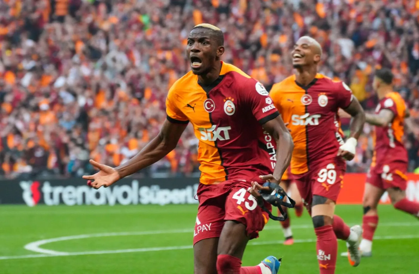 Une clause « anti-Serie A » glissée dans le transfert d’Osimhen à Galatasaray ?