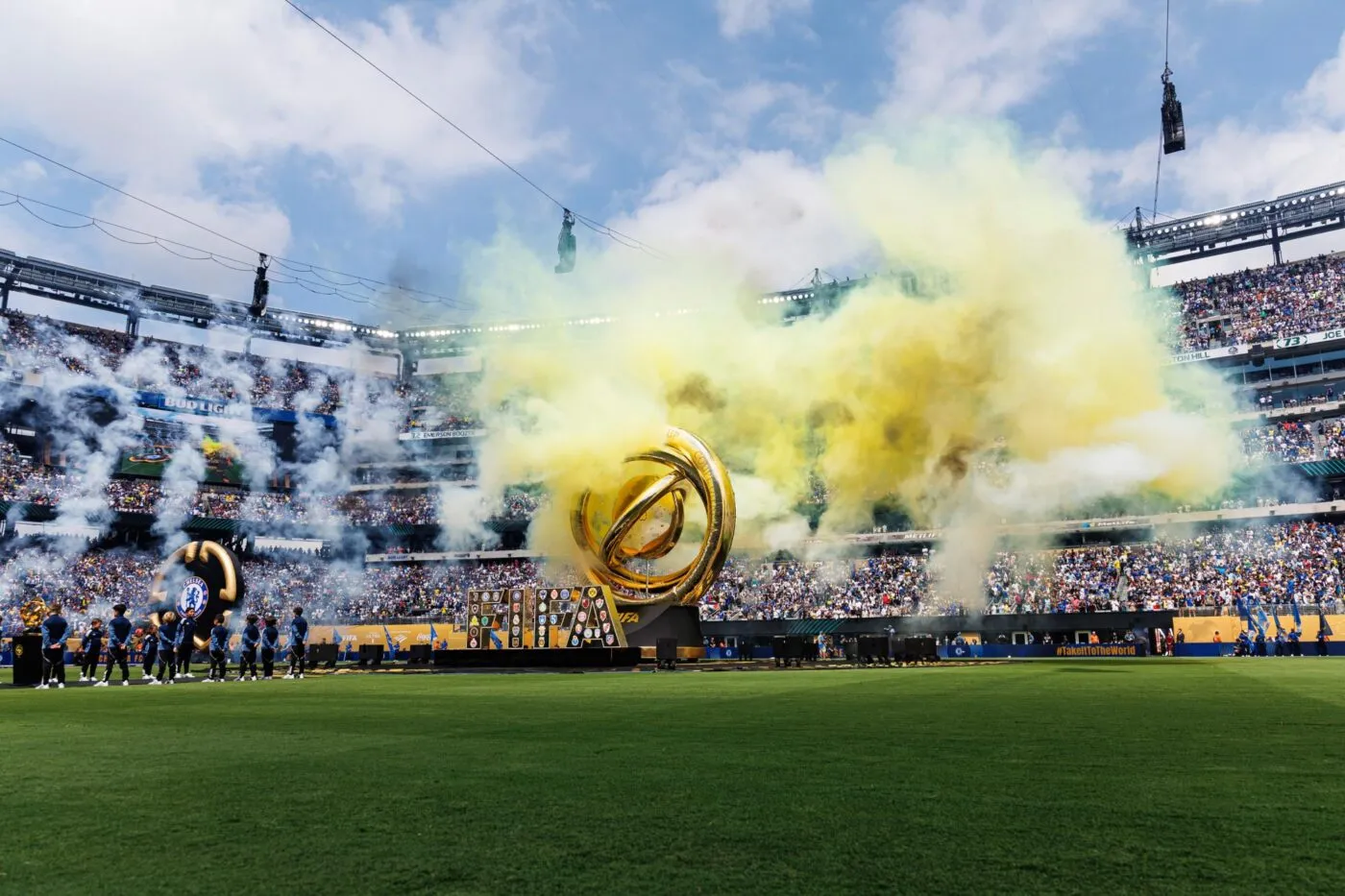 Le Real Madrid et d’autres clubs poussent pour une Coupe du monde tous les deux ans