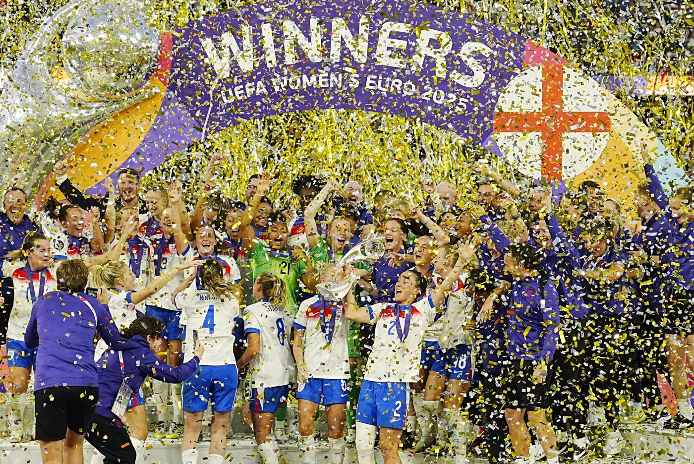 Avec les crocs, l’Angleterre conserve son titre de championne d’Europe !