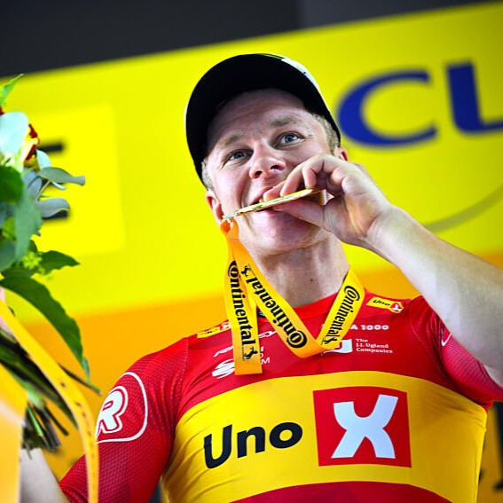 ICONSPORT_264563_0129