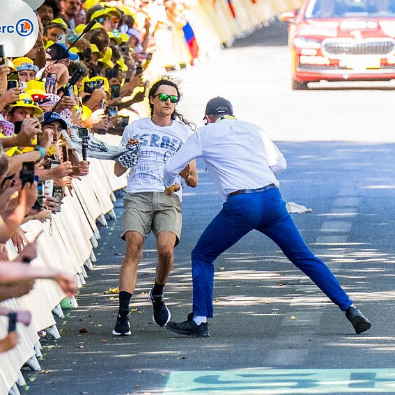 ICONSPORT_264563_0137